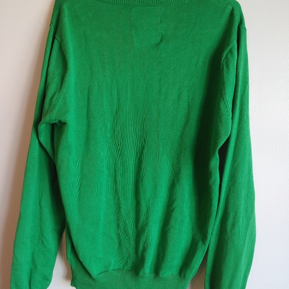 Sweater - Picture 3 of 4